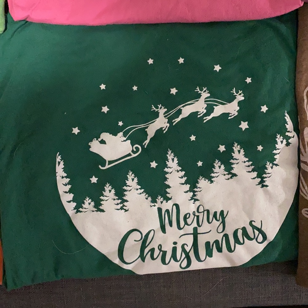 Shirts - Picture 6 of 7